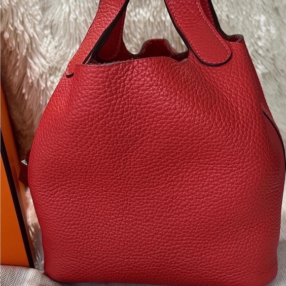 SOLD Authentic Hermès Picotin Lock 18 in Taurillon Clemence TC Leather - Picture 5 of 10